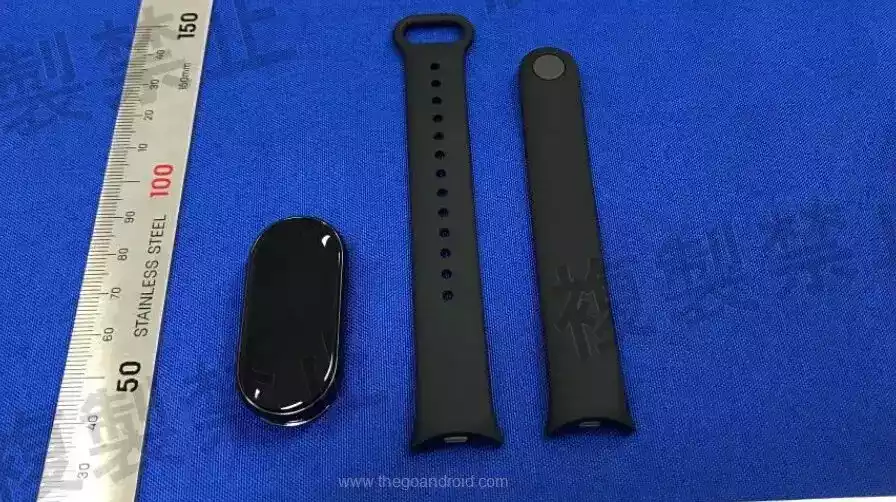 Xiaomi Mi Smart Band 8 parte frontal e pulseira