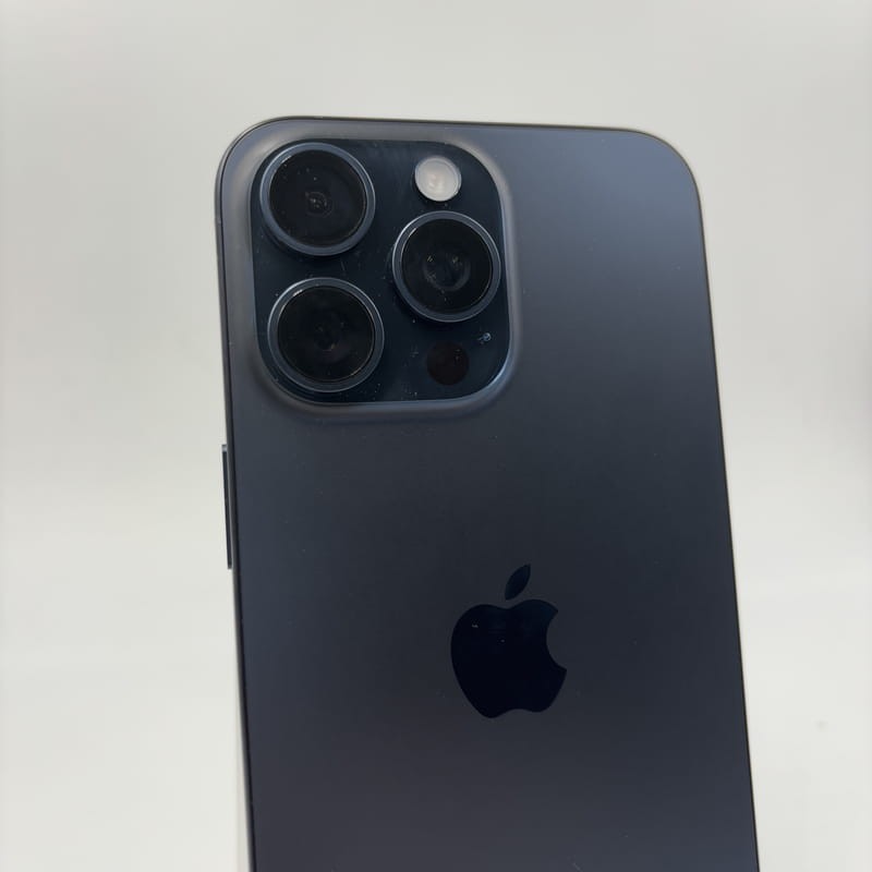 iPhone 15 Pro Max 5G 256GB Titânio Azul Renovado - Condição excelente - Item3