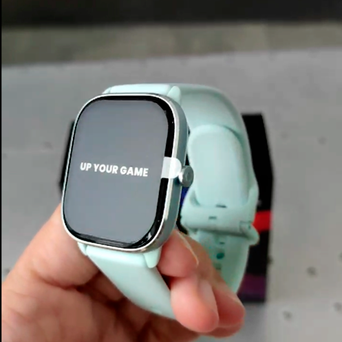Smartwatch Amazfit GTS 4, compatible Alexa, pantalla 1,75” AMOLED táctil,  sumergible, GPS, llamadas Bluetooth, Blanco