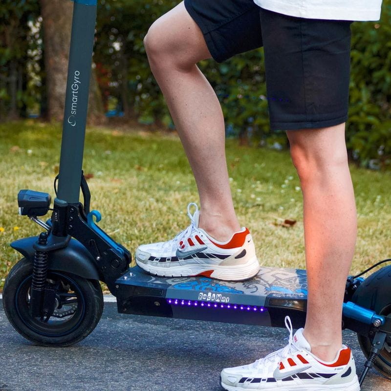 Roller, trottinette électrique, skate et gyropode : peut-on circuler  librement sur la route et le trottoir ?
