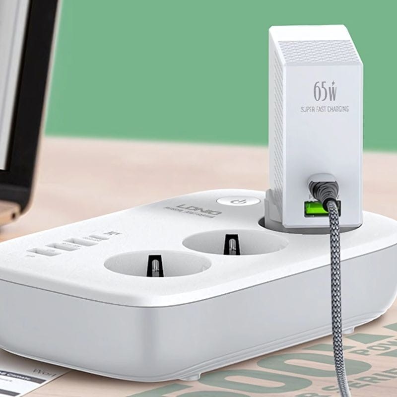 Regleta inteligente LDNIO SEW3452 3 tomas + 4 USB Wi-Fi Blanco - Ítem1